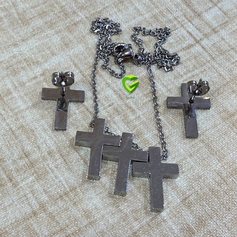 نیمست دخترانه سفید کد769 نیمست دخترانه سفید کد769