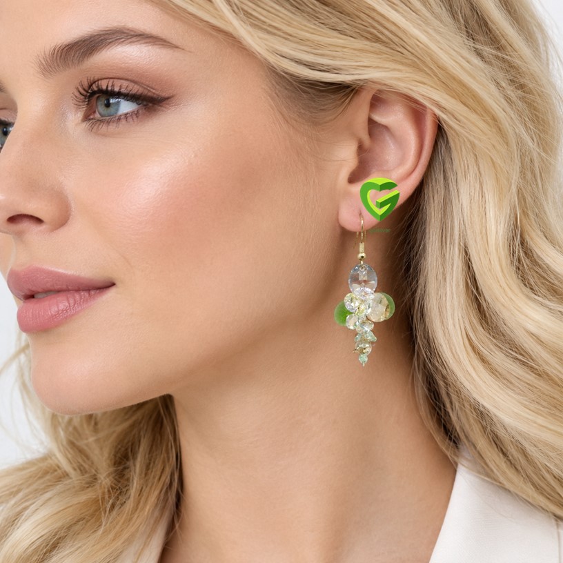 گوشواره سواروسکی3رنگ کد 752 گوشواره سواروسکی3رنگ کد 752