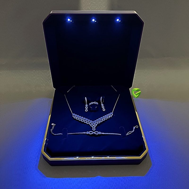 جعبه بنفش رنگ کد2260